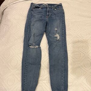 GRLFRND Blue Skinny Jeans with Distressed Details